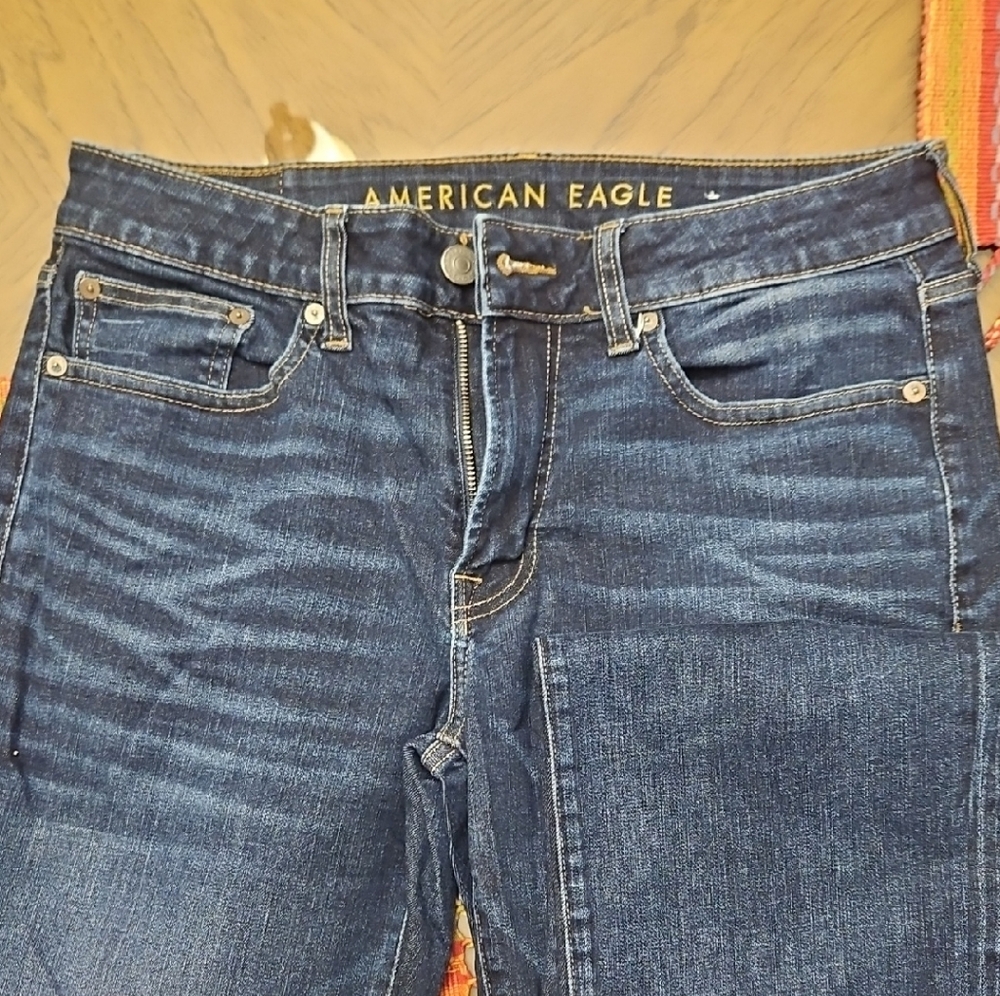 American Eagle Outfitters Men's Original Straight Blue Jeans with Natural Fading